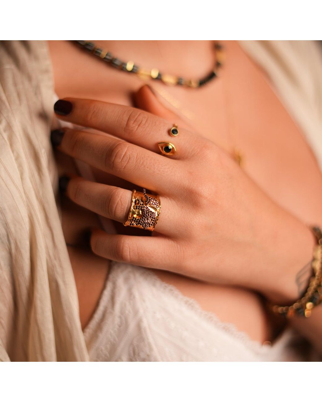 Ebru Jewelry Metallic Spiritual Eye Onyx Stone & Dainty Stackable Ring