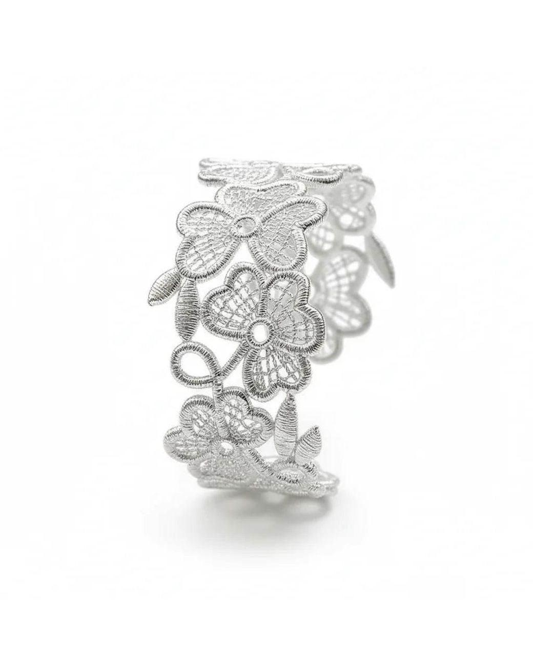 Angel Barocco Metallic Lace Stylish Bangle