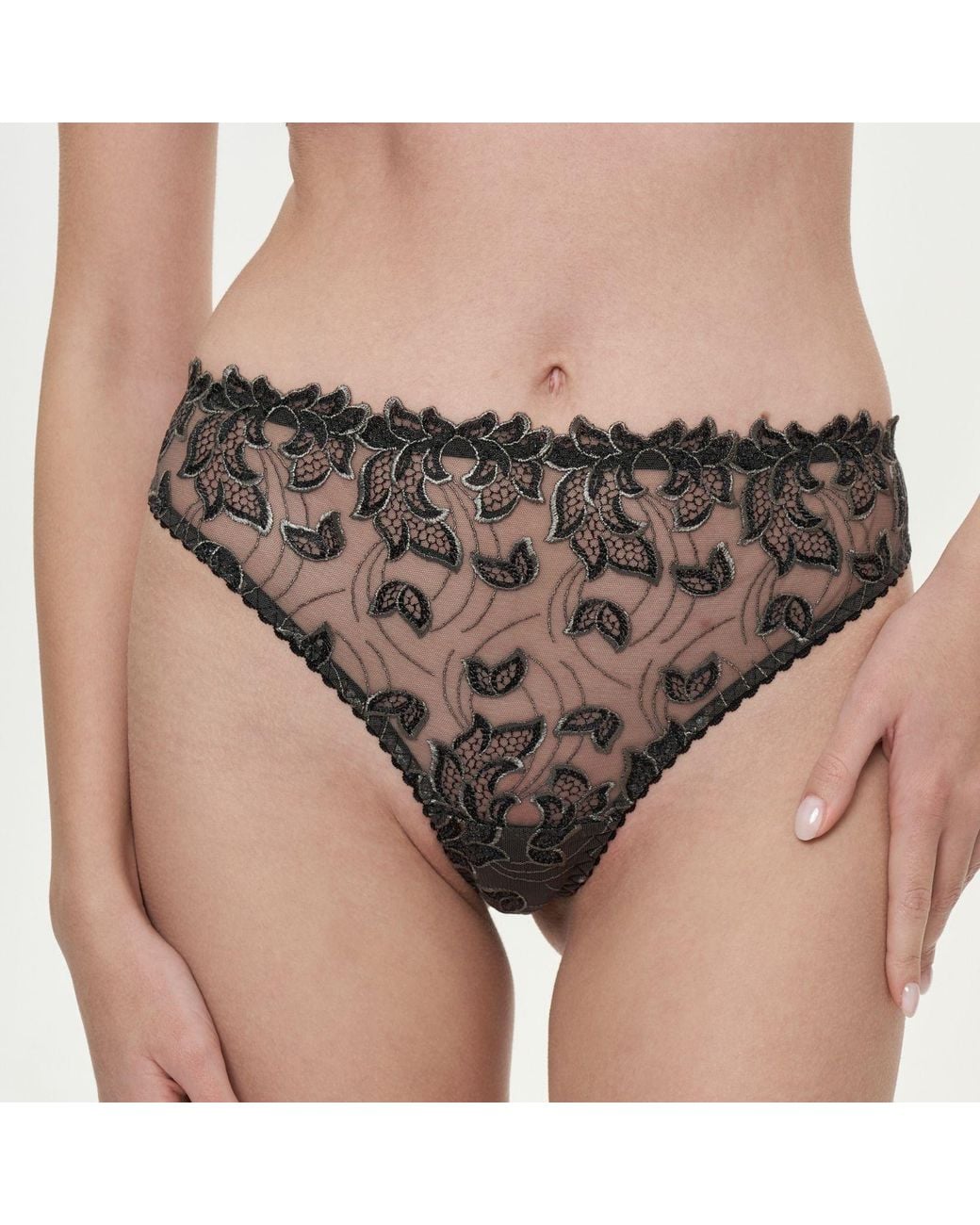 Daily Underwear Black String Panties Ivory