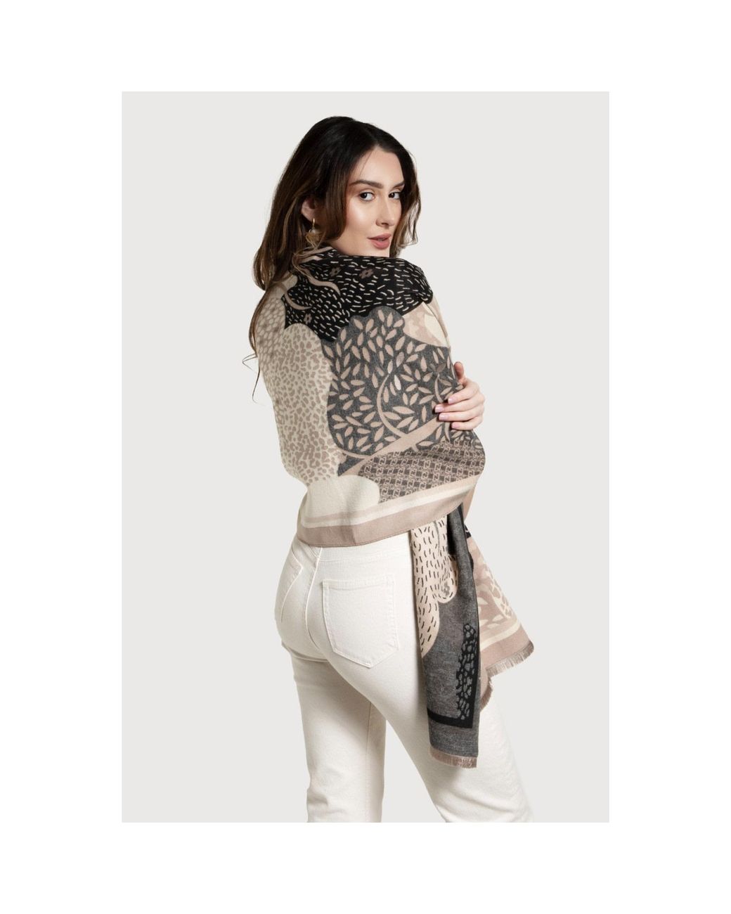 Saachi Natural Nature Reversible Scarf