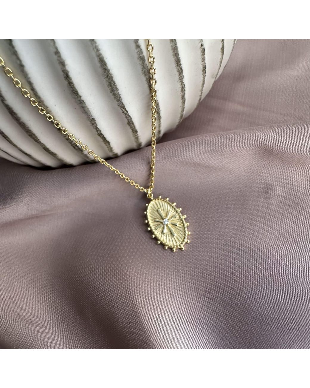 Clemence Wren Metallic Oval Star Pendant Necklace