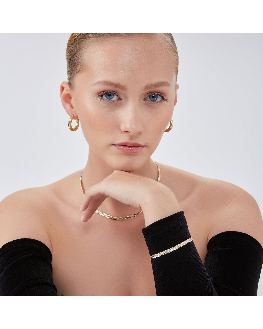 Spero London White Rose Rose & Spiral Sterling Flat Necklace & Bracelet Set