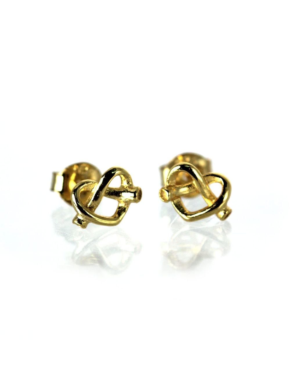 VicStoneNYC Fine Jewelry Metallic 14K New York Pretzel Heart Stud Solid Earrings