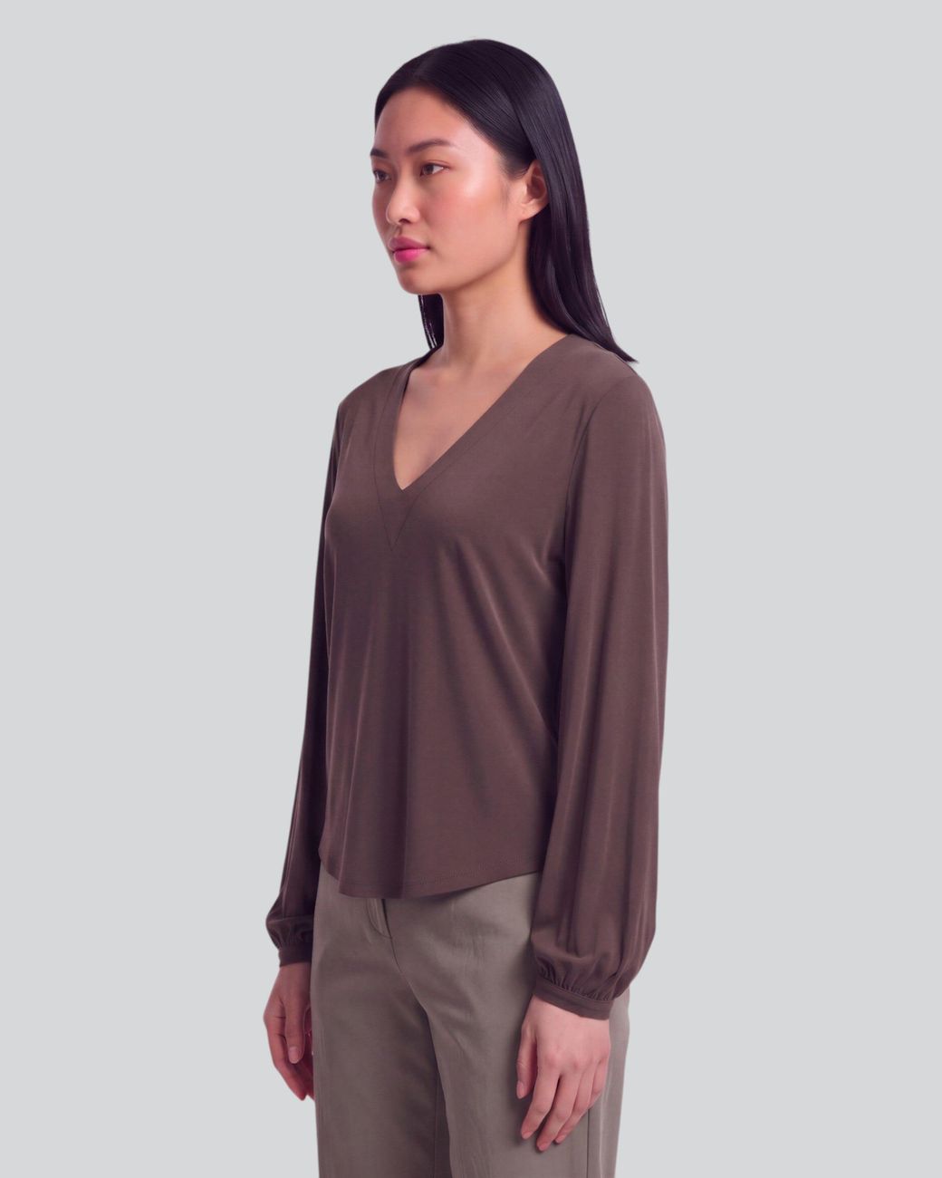 Lords of Harlech Val Brownie Lyocell Stretch V-Neck Top