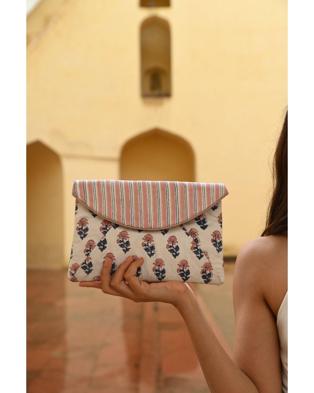Liminal Brown Suman Bag