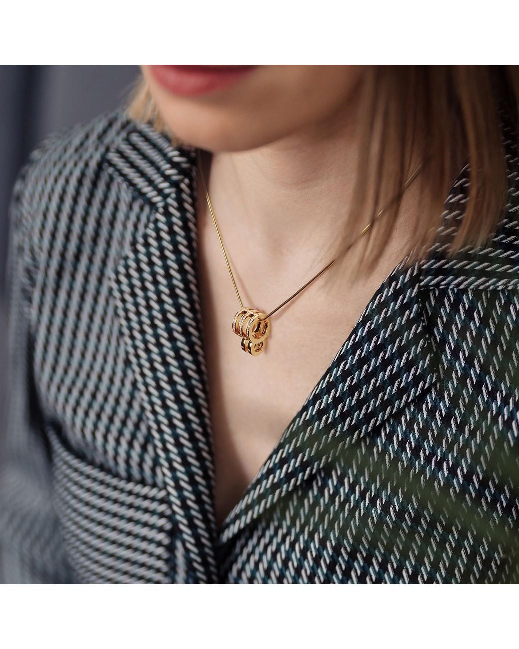 Meulien Metallic Kinetic Multi Hoop Necklace