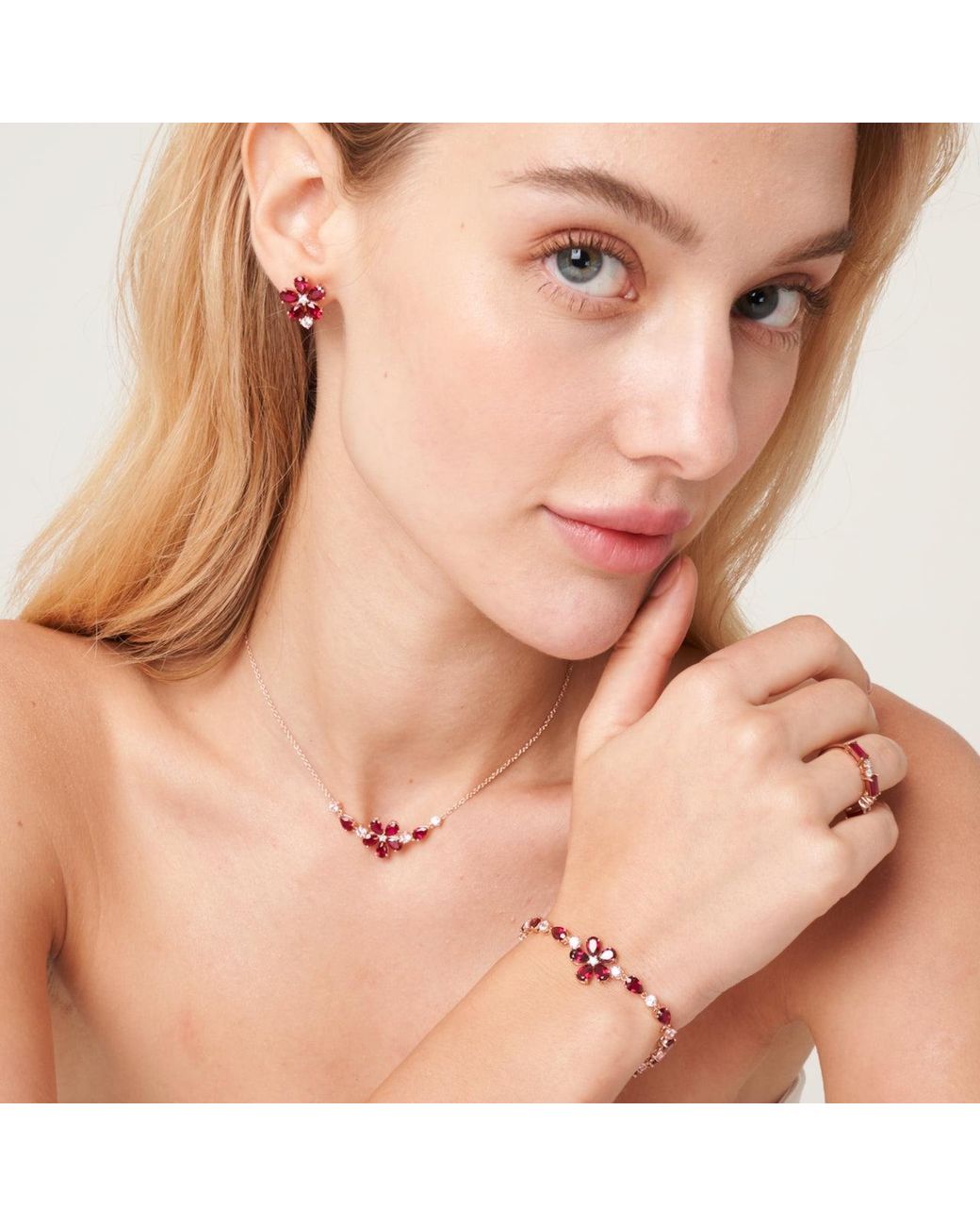 Juvetti Red Florea Earrings Ruby & Diamond