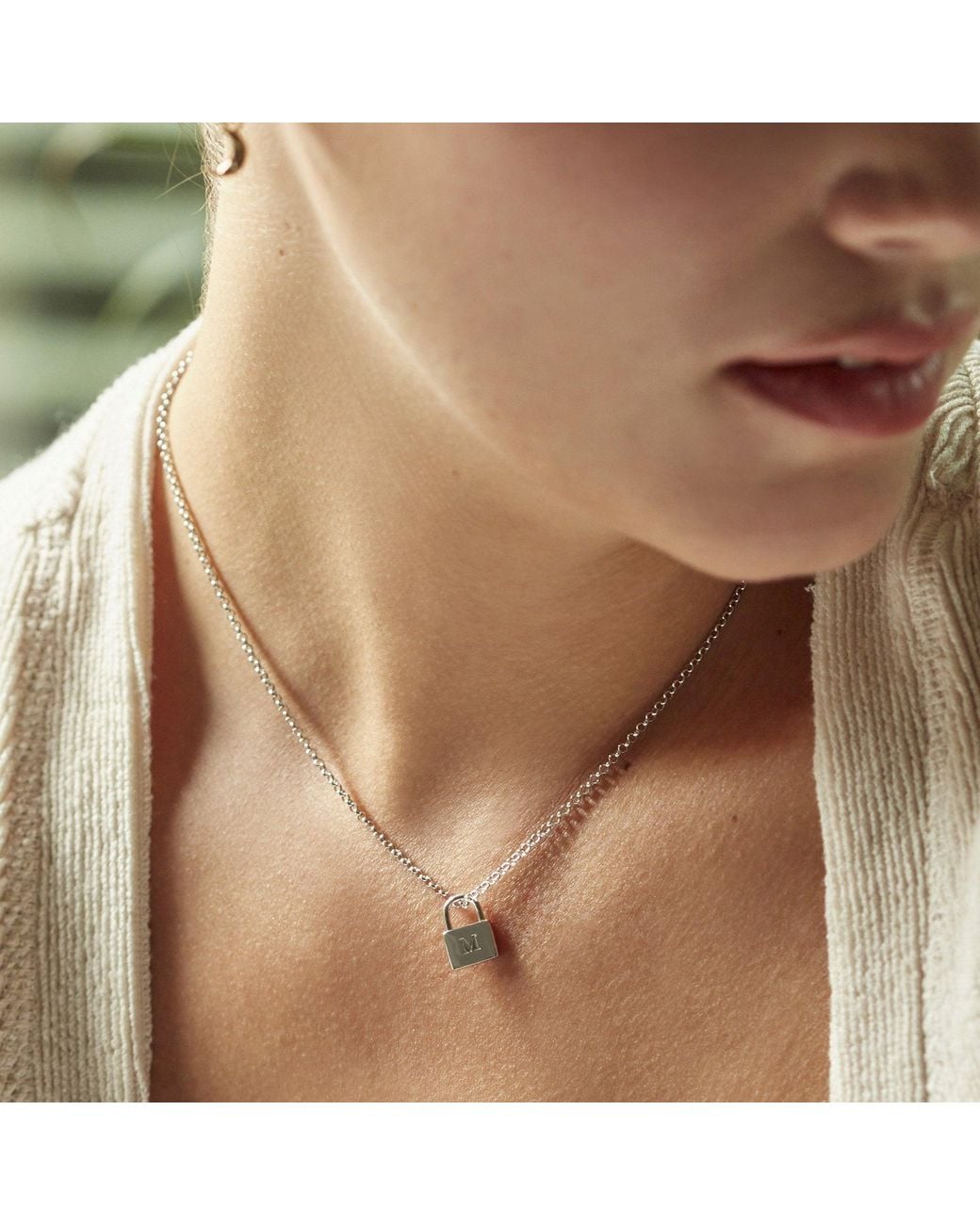 Muru Metallic Padlock Necklace