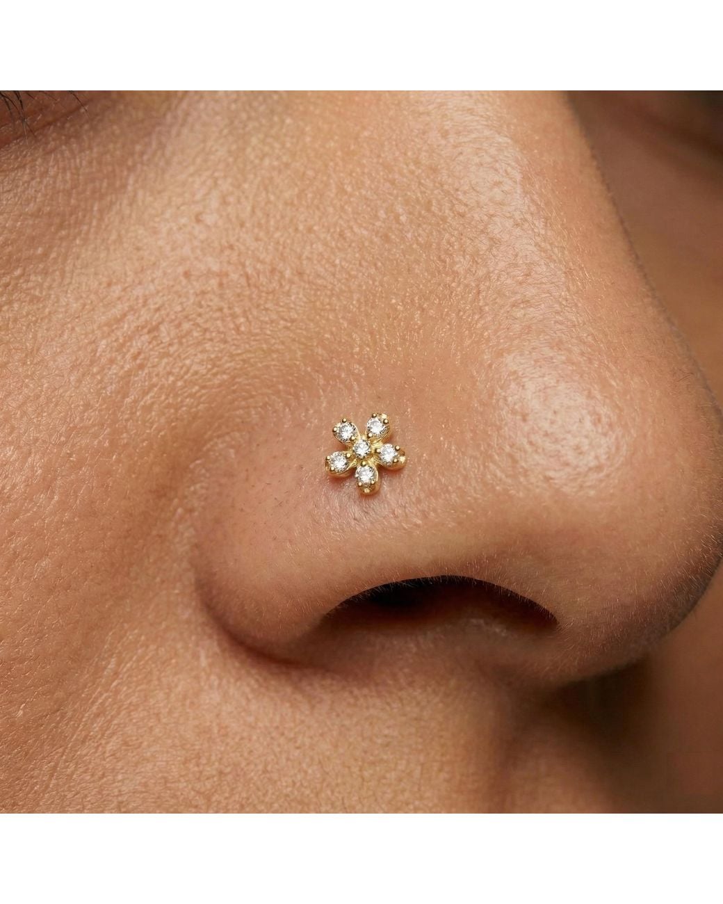Zahav Jewelry Metallic 14K Solid 20G Flower Cz Nose Stud