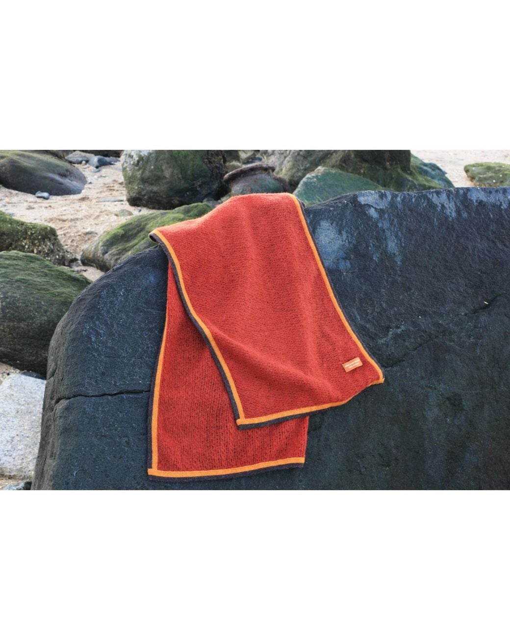 Jessie Zhao New York Red Reversible Knitted Cashmere Scarf