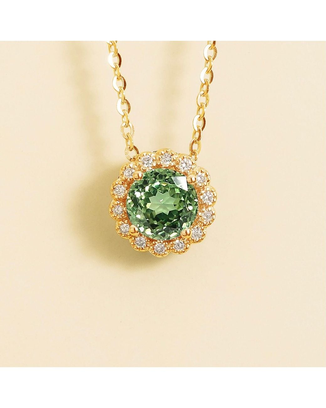 Juvetti Green Solen Necklace Set With Sapphire & Diamond