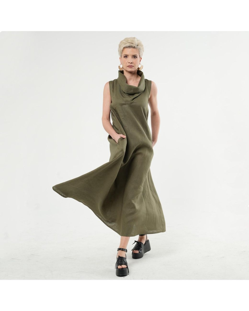 Metamorph Green Large Collar Linen Maxi Dress