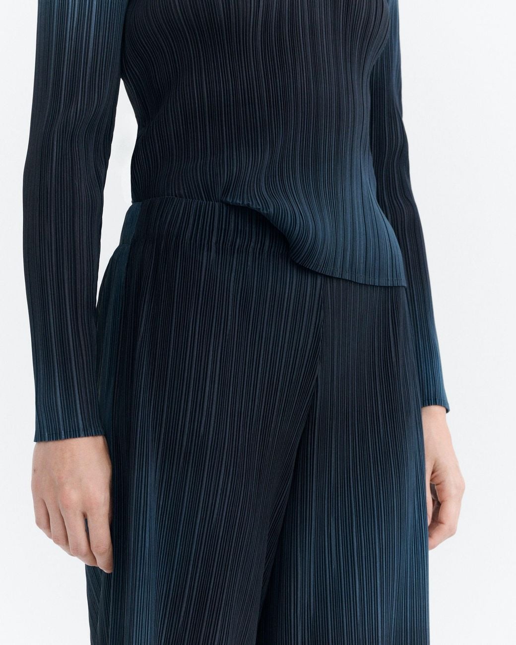 Thinking Mu Blue Whisper Maro Pleated Trousers