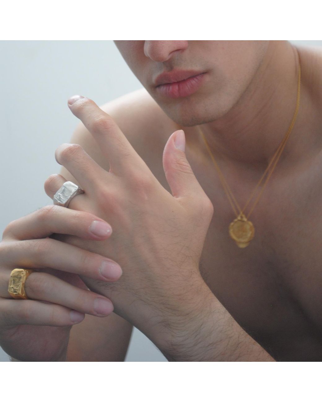 De Roms Metallic The Apex Molten Signet Statement Ring