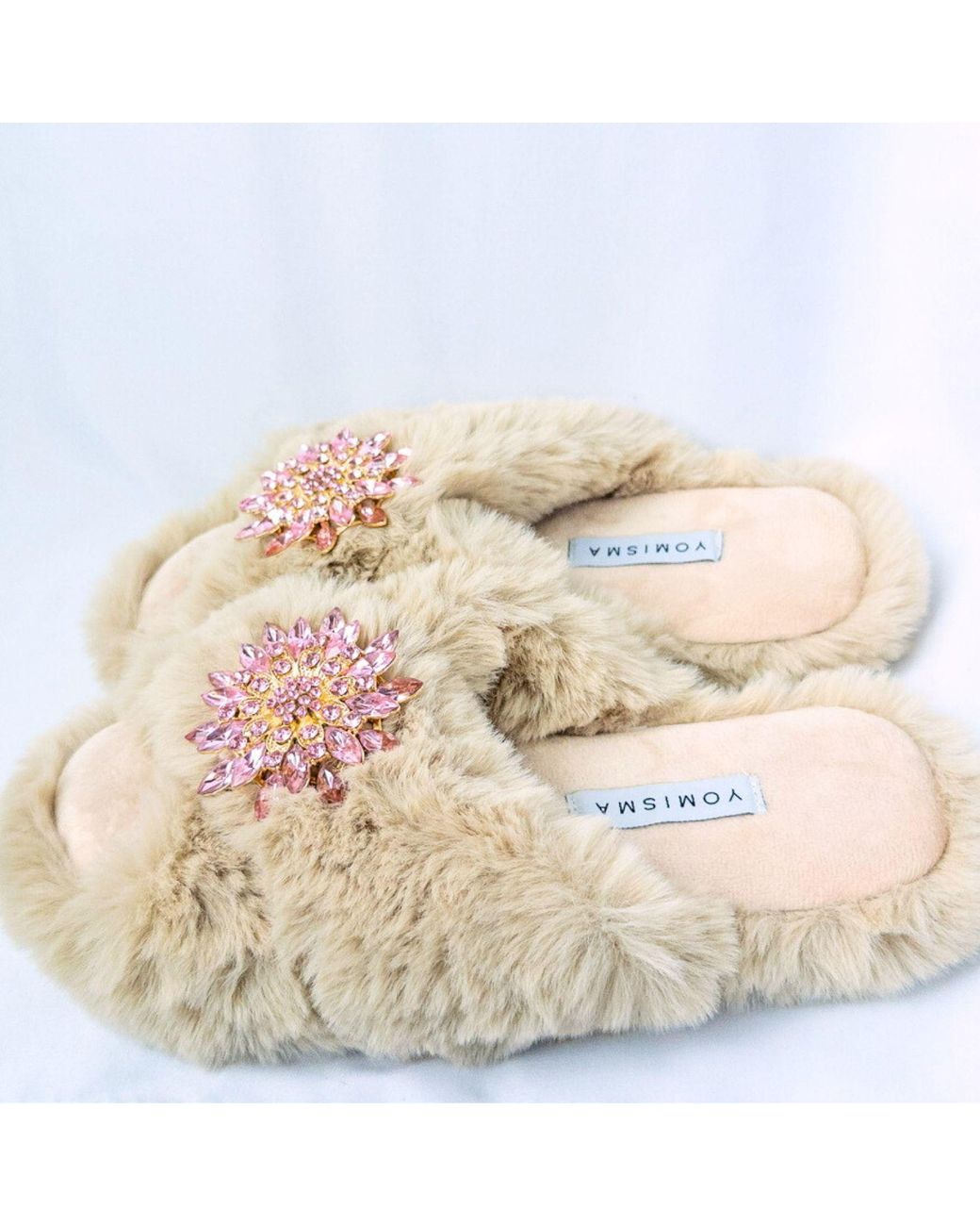 Yomisma Pink Neutrals Eco Faux Fur Slippers – Recycled Faux Fur + Removable Brooches