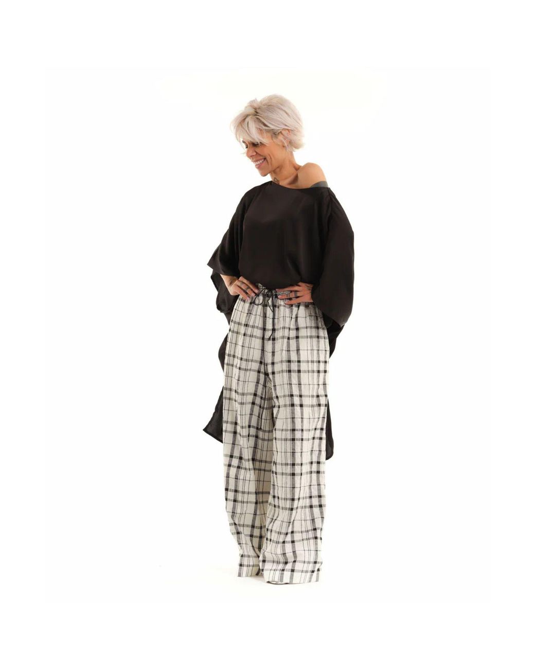 Clothes by Locker Room Black Off-The-Shoulder Maxi Tunic