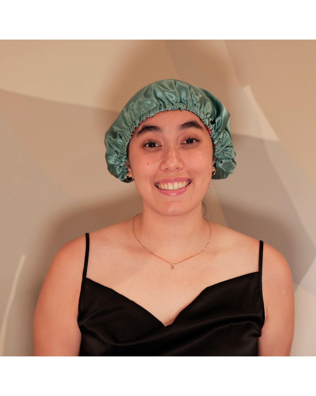 Soft Strokes Silk Green Pure Mulberry Silk Double Layer Bonnet The Venetians
