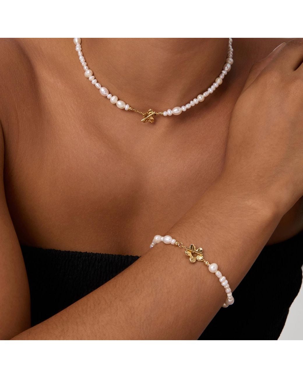 Vanhi Metallic Flora Multi Pearl Toggle Bracelet