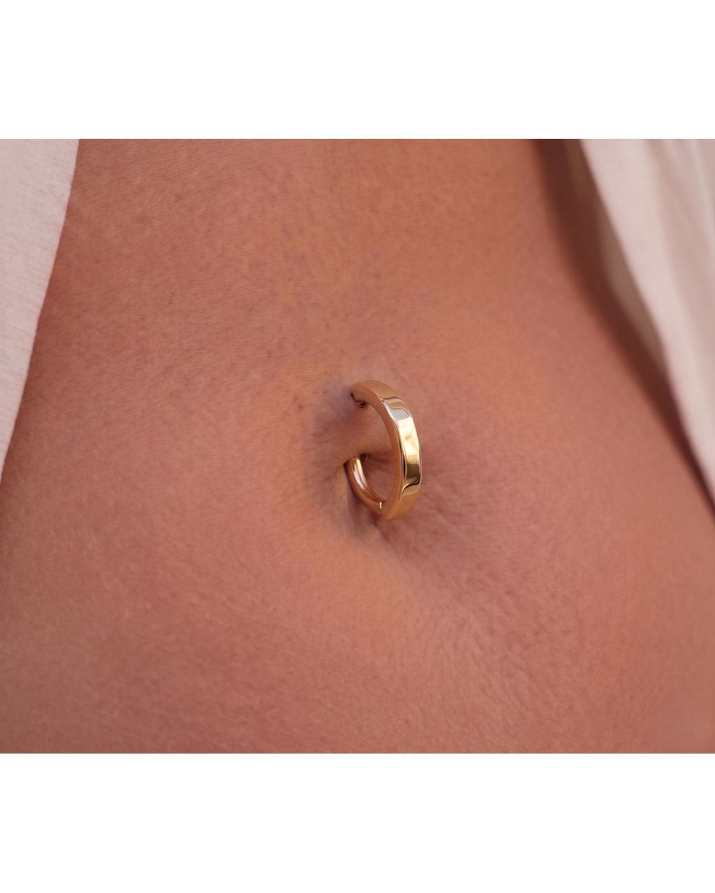 Zahav Jewelry Metallic Solid Huggie Clicker Belly Ring