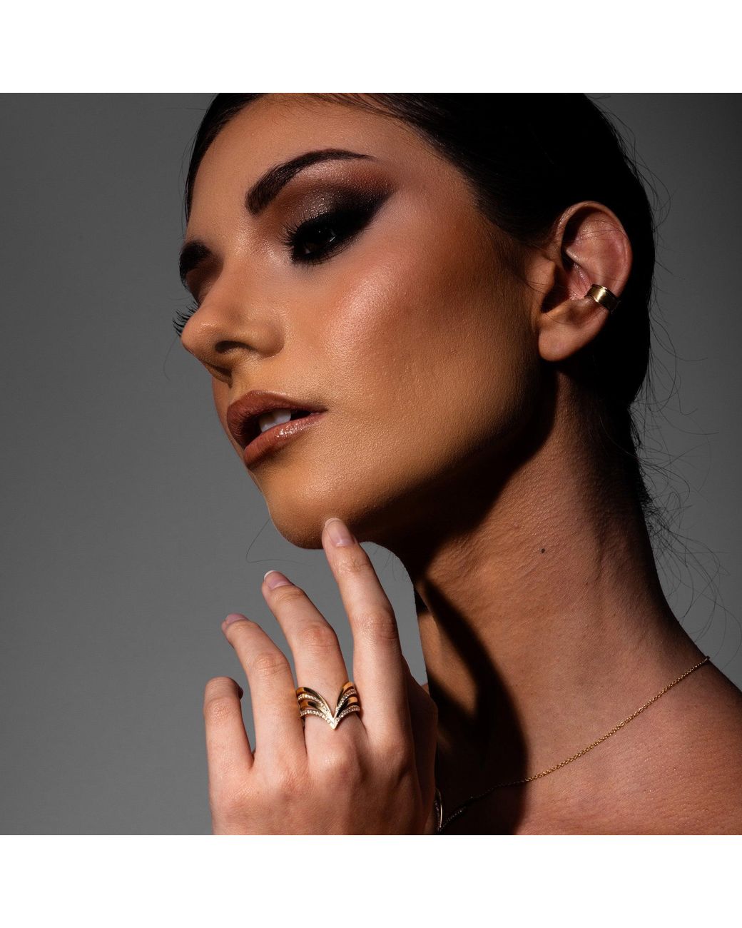Lucy Quartermaine Metallic Solid Empire Ear Cuff