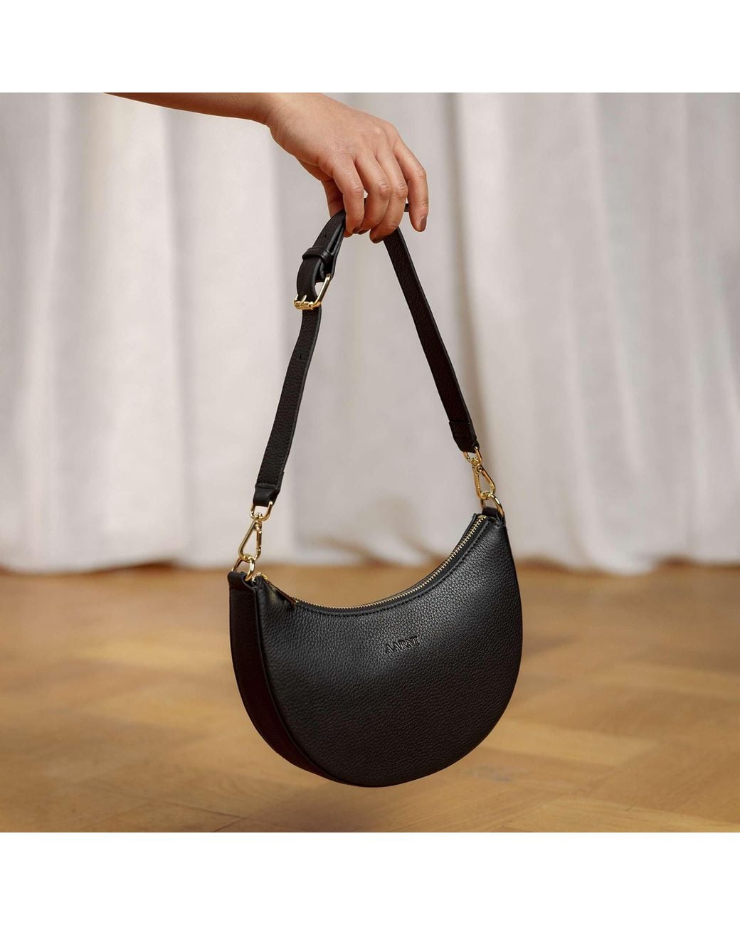 Aarni Black Luna Bag