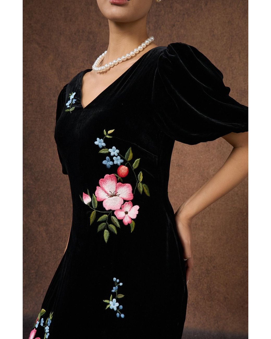 Silk and Bears Black Hand-Embroidered Floral Silk Velvet Puff-Sleeve Maxi Dress