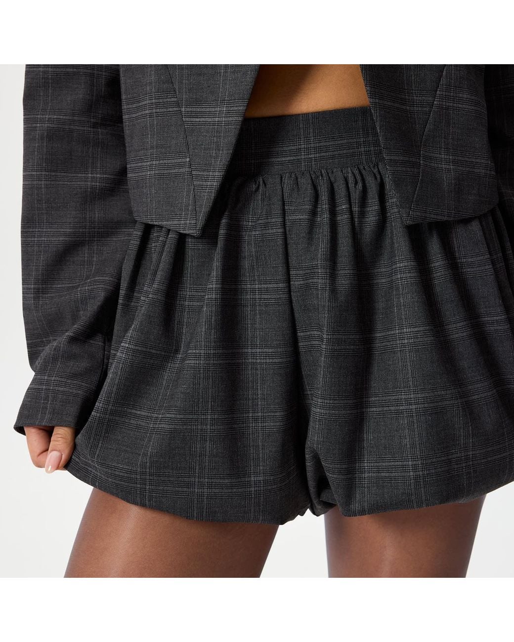 Thisisu Collection Black Romy Plaid Bubble Shorts – Dark