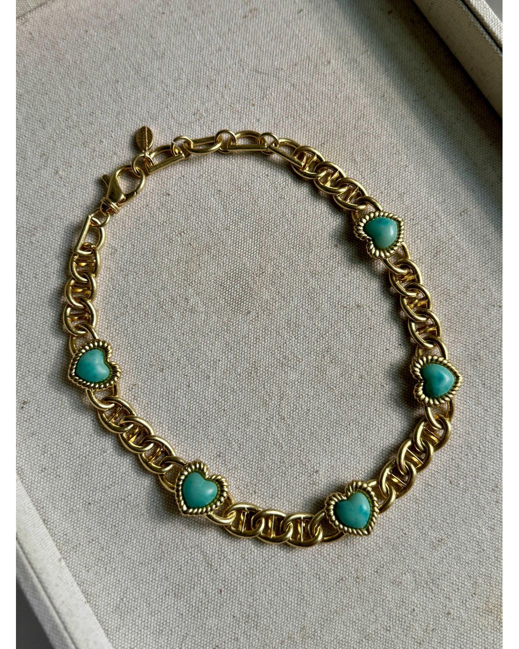 Laura Gray Metallic Sloan Heart Necklace/ Light