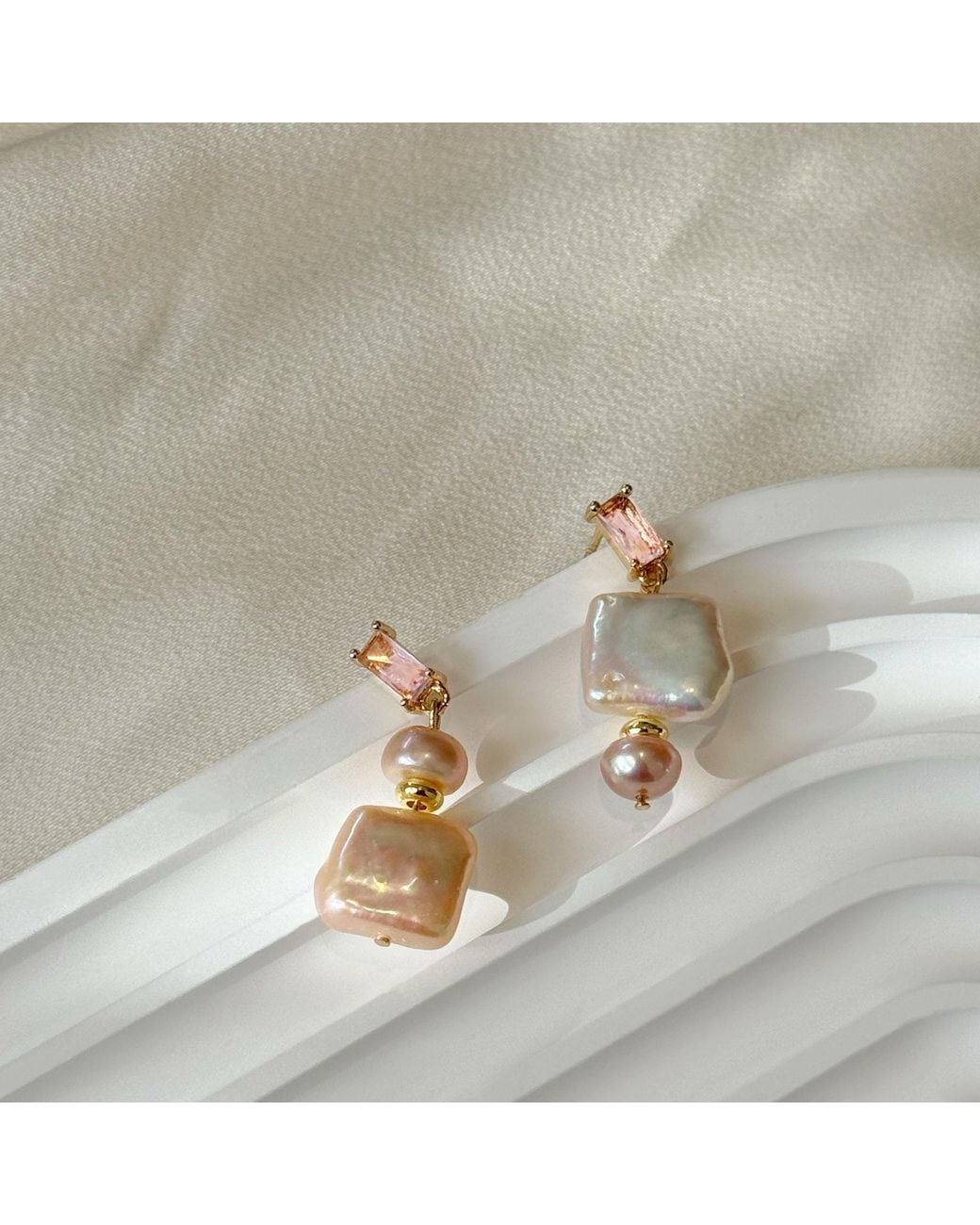 Ninemoo Metallic Perfume Bottle Pearl Drop Earrings