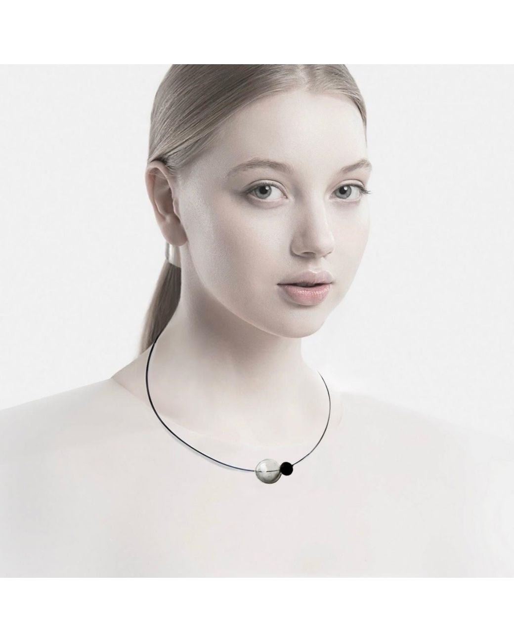 Laura Daili Metallic Neutrals Circle – Blown Glass Bubbles Necklace