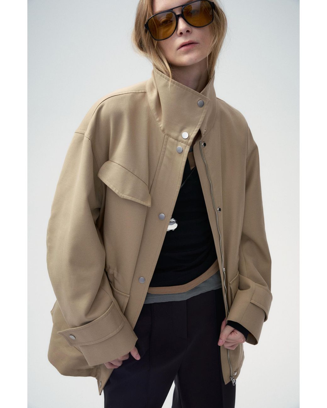 FRONT ROW SHOP Natural Safari Jacket With Flap Patch Pockets