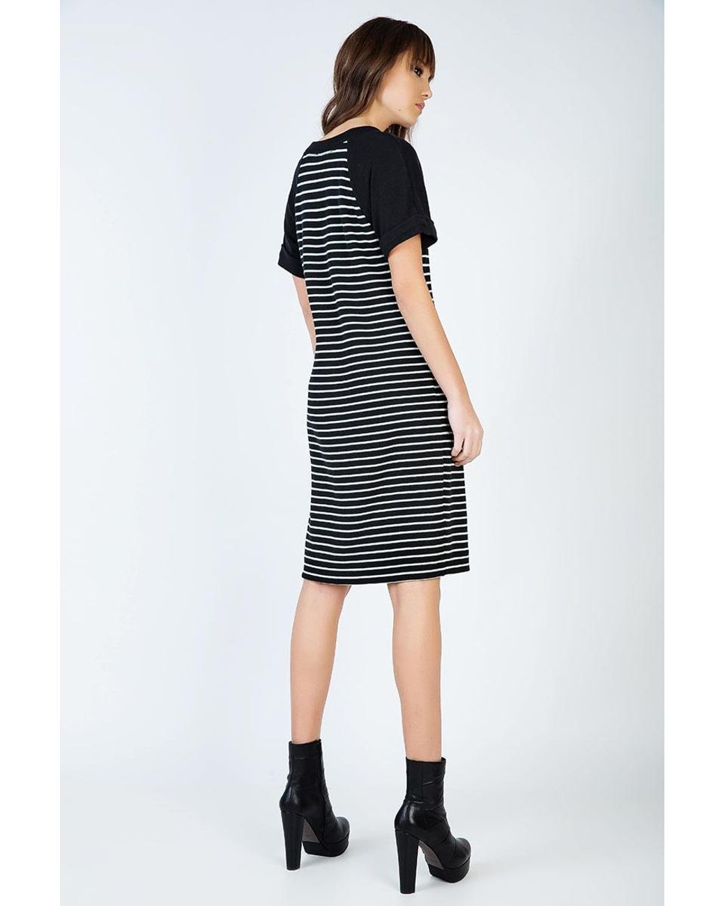 Conquista Black Short Sleeve Striped Dress With Pockets