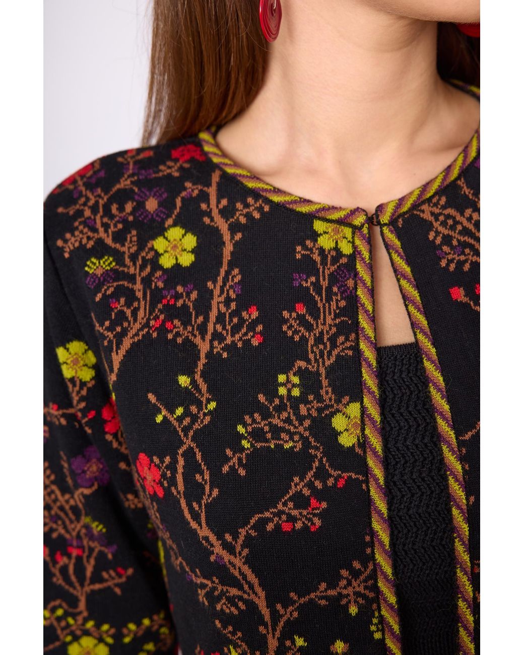 Peraluna Black Nostalgia Knit Crop Cardigan