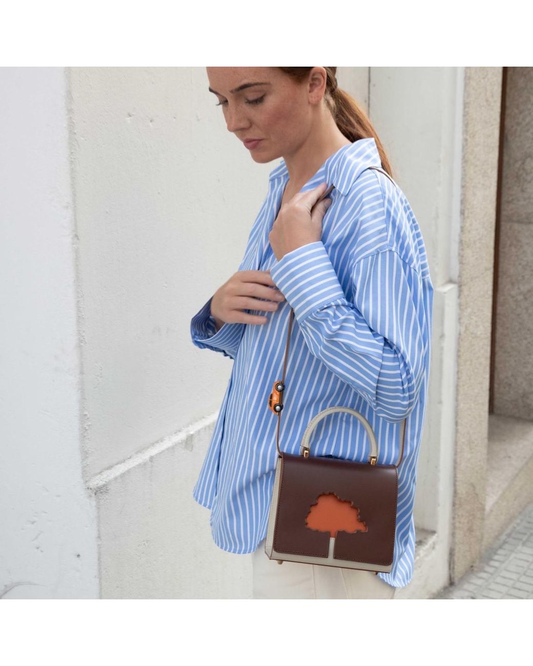 Absurde Brown One Way Small Leather Shoulder Bag