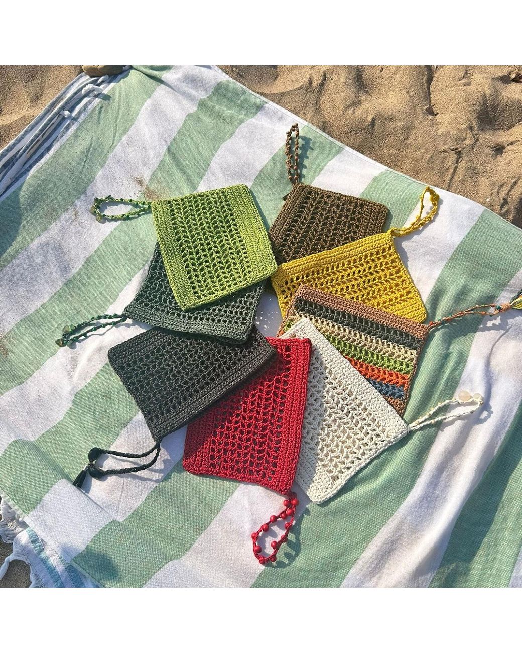 Springmoonatelier Black Summer Beauty Clutch