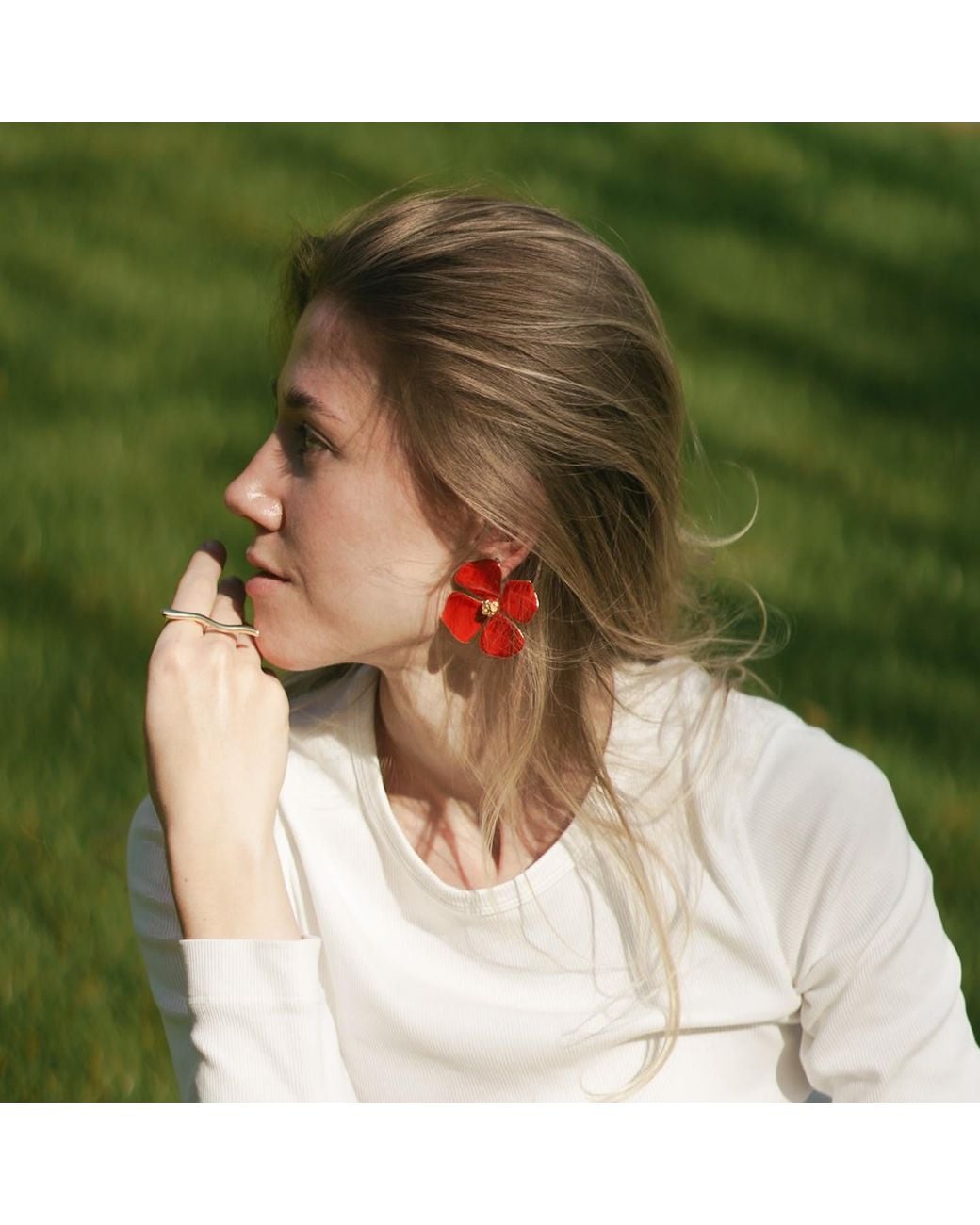Les Reines Red Garnet