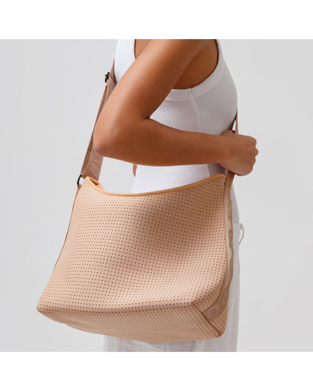 Pop Ups Brand Brown Neutrals Hobo Crossbody Bag Tan