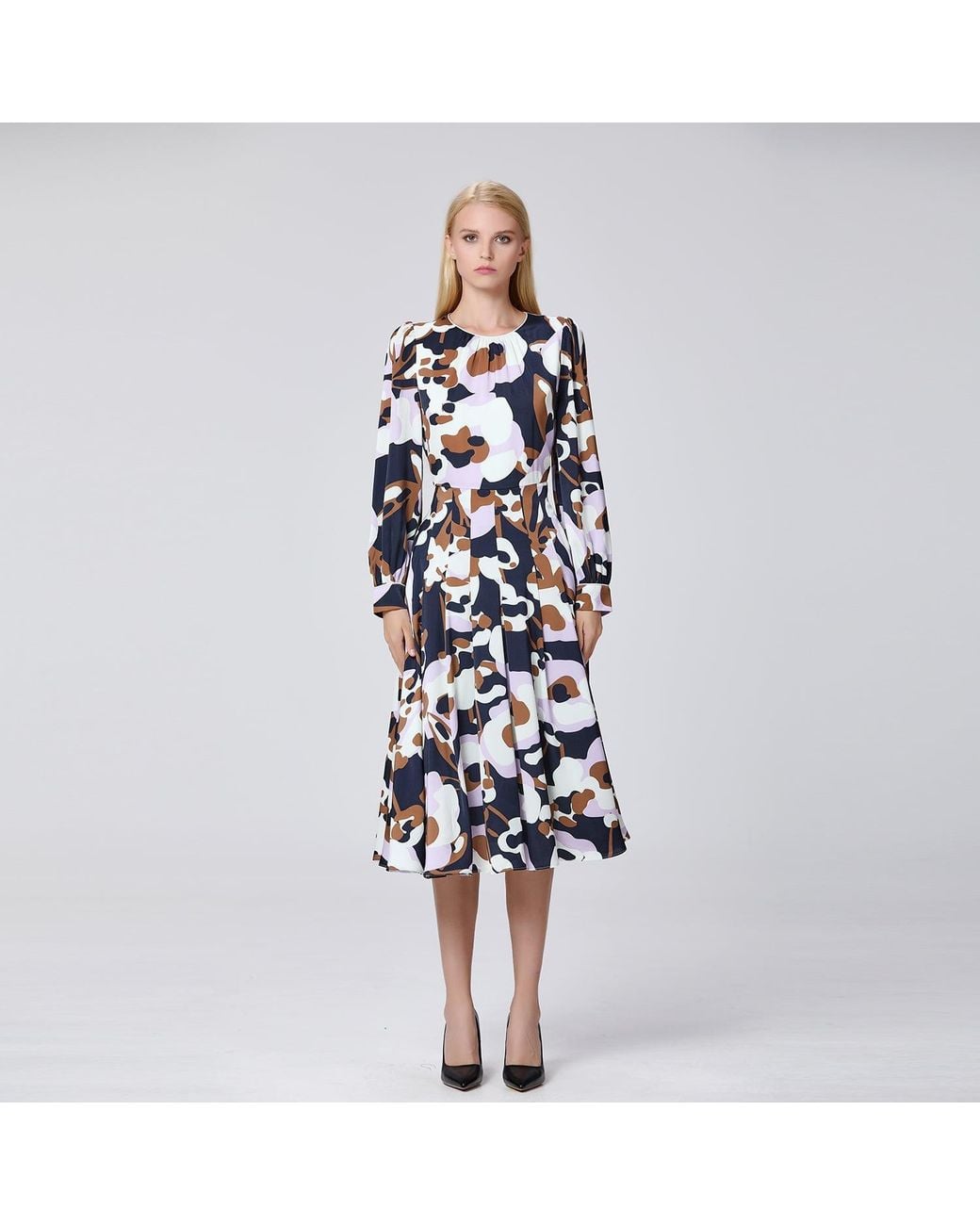 Smart and Joy Black Macro Abstract Print Round Neck Dress