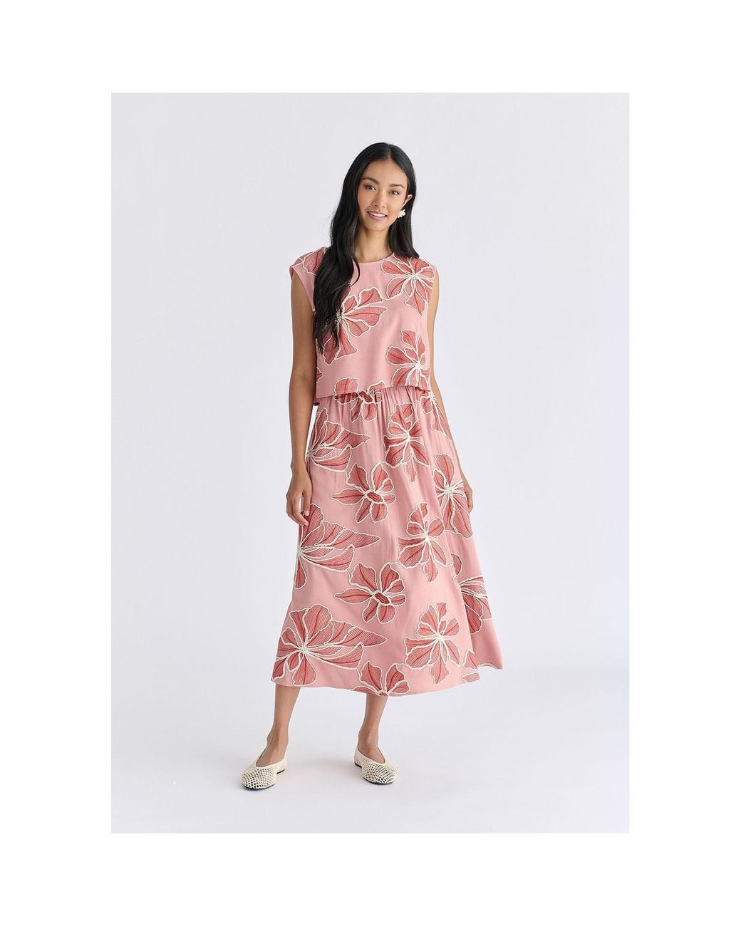 Paisie Pink Floral Embroidered Midi Skirt