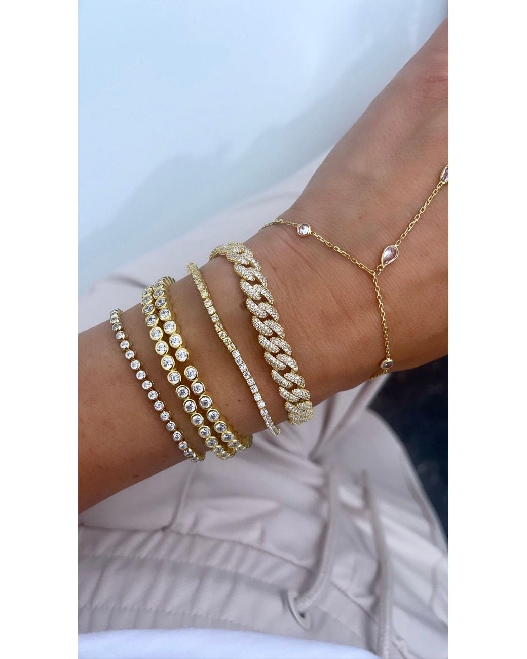 SHYMI Metallic Classic Two Mm Bezel Set Tennis Bracelet
