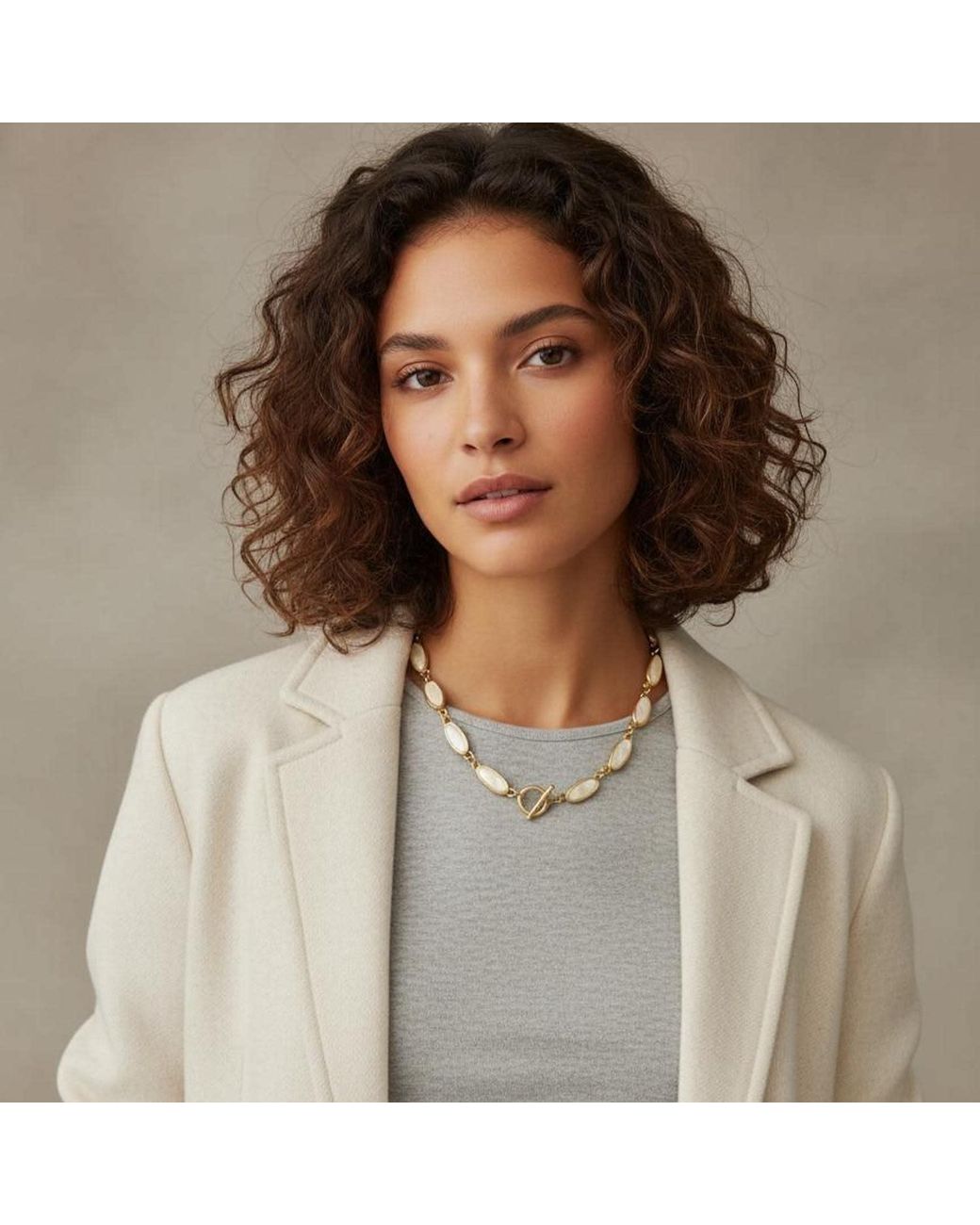Caramel Vintage Jewellery Metallic Oval Shell Link Necklace