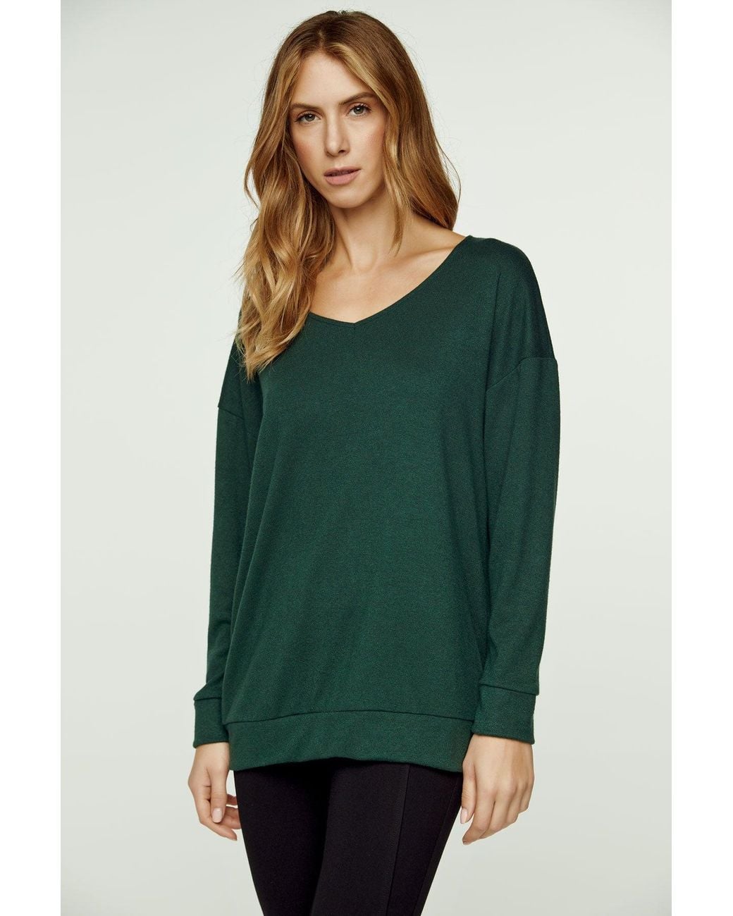 Conquista Green Dark V Neck Knit Top