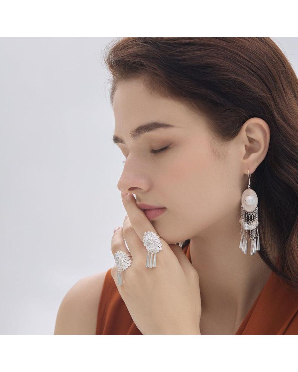 Far East Jewelry White Handcrafted Phoenix Chasing Ring