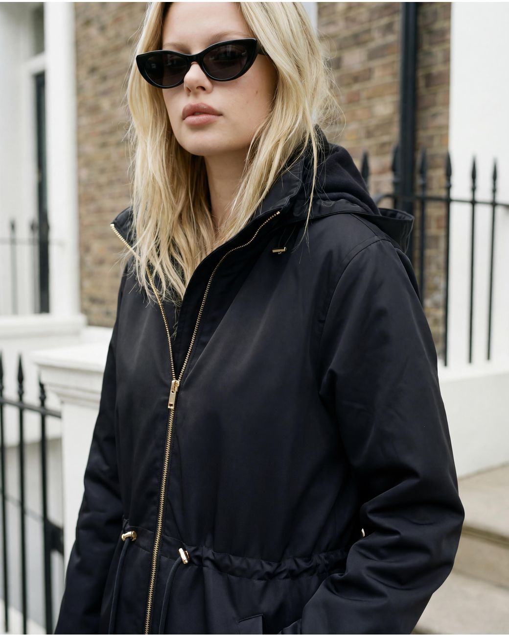 ROAV Black Barnett Hooded Parka