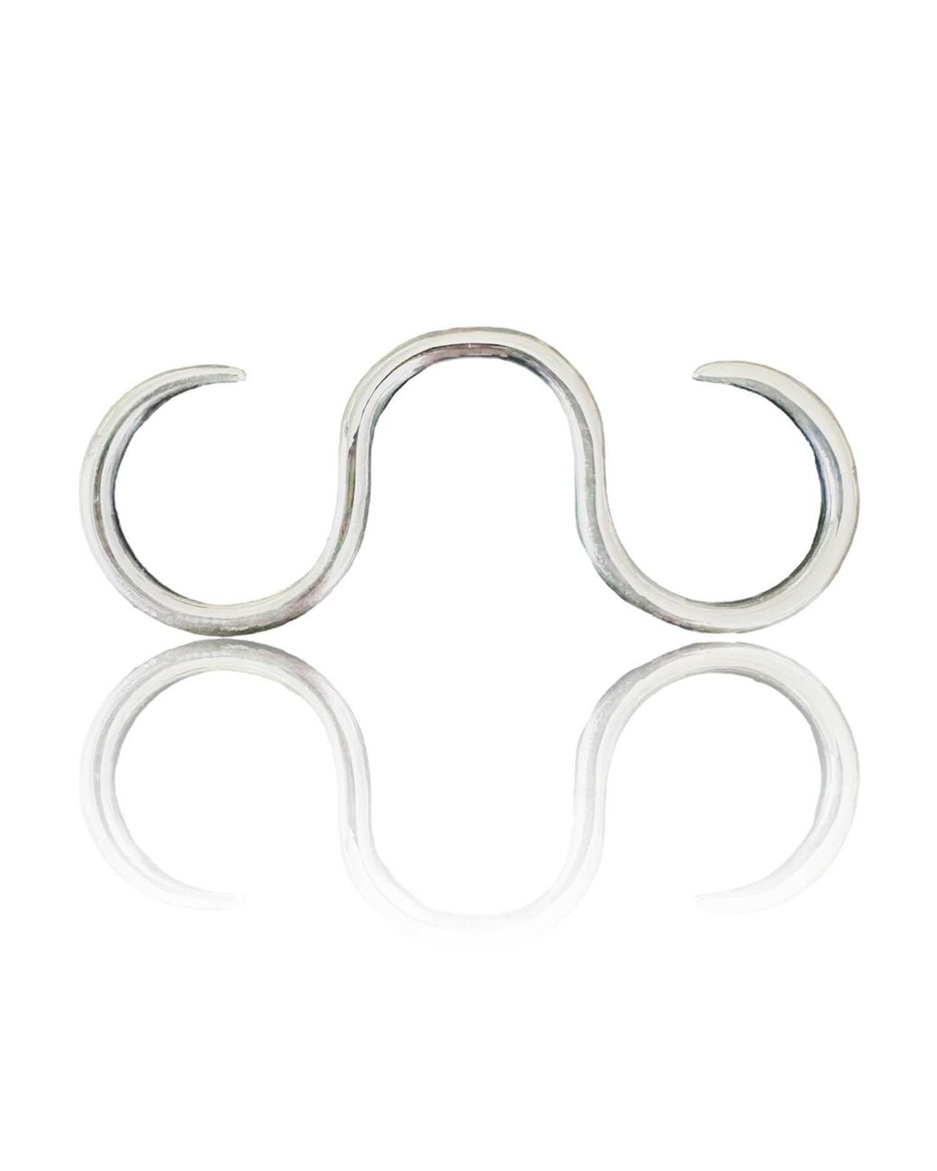 Aki Roc Jewelry Metallic Three-Finger Hug Ring