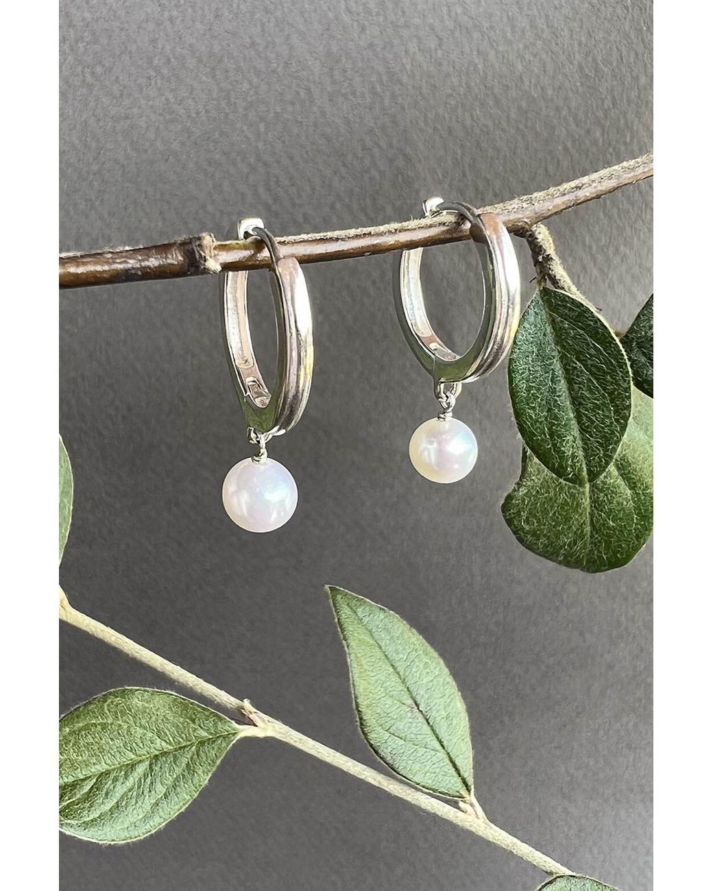 Astor & Orion Blue Paloma Pearl Huggies Sterling