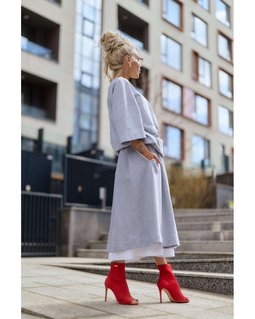 Clothes by Locker Room Gray Pleated Midi Skirt