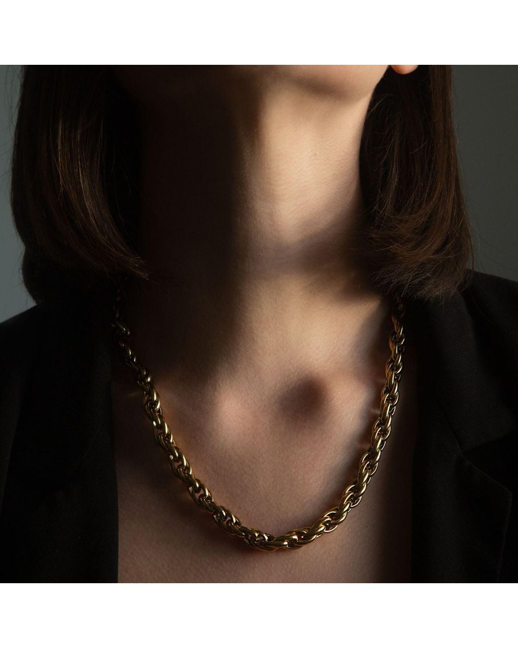 A Weathered Penny Metallic Knot Necklace