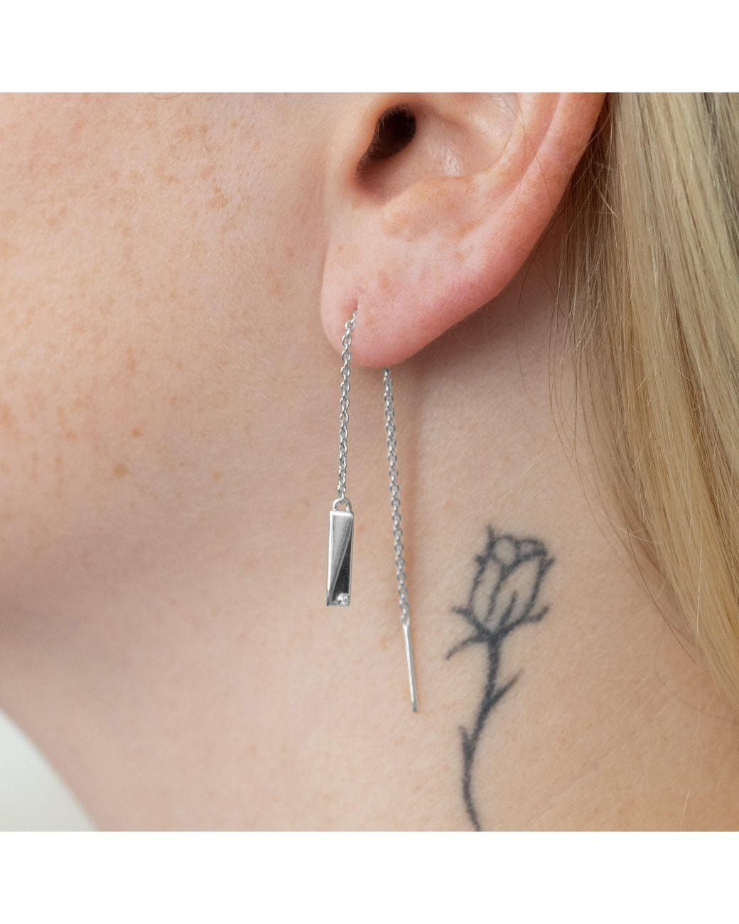 Cier White Flex Diamond Thread Earrings