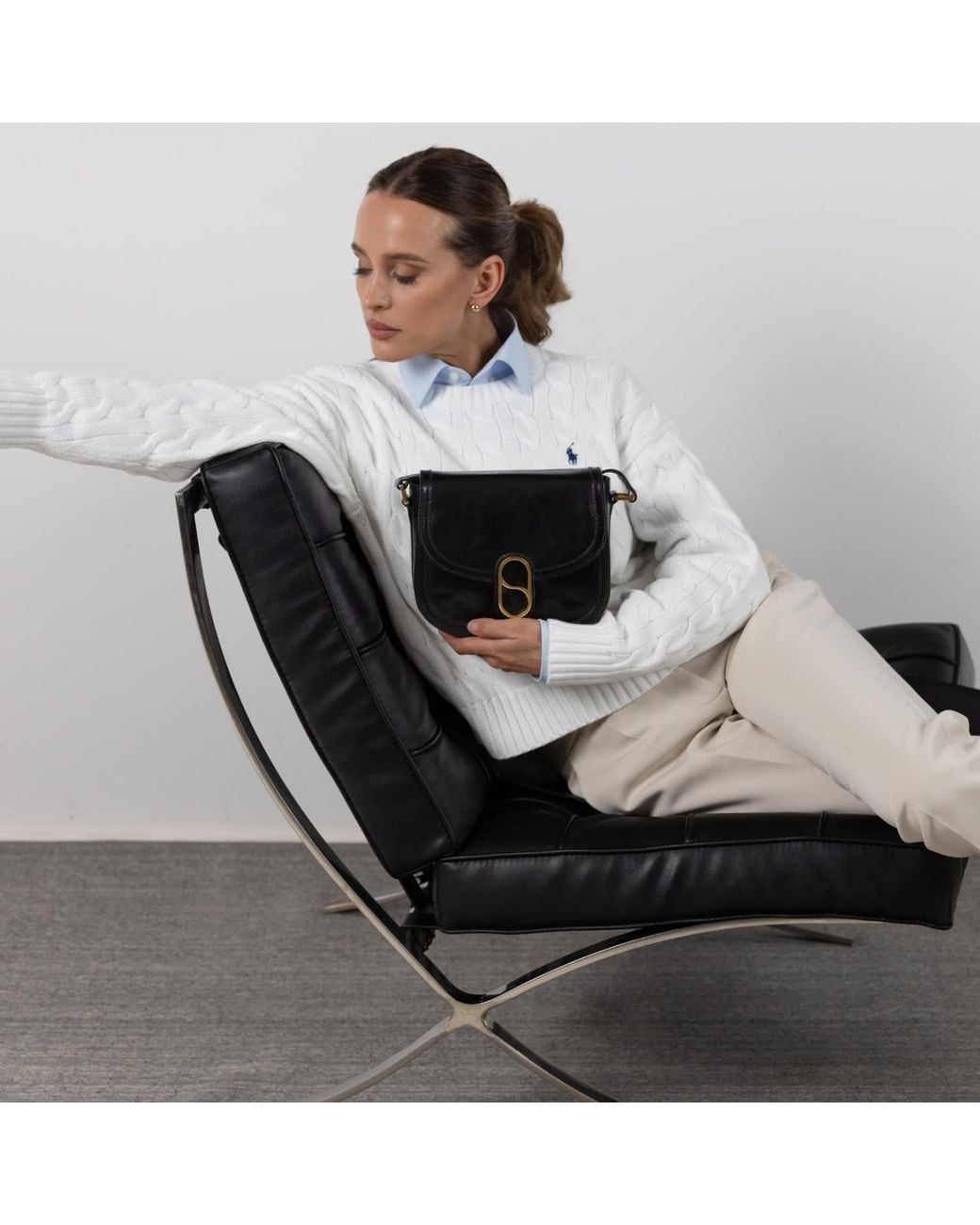 Time Resistance Black Leather Saddle Bag